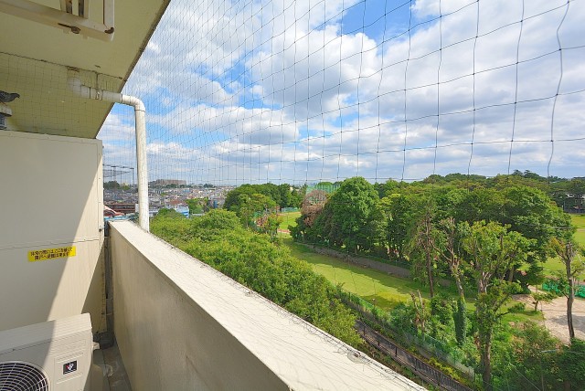 給田南住宅2号棟 バルコニー