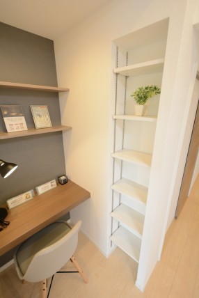 馬事公苑前ハイム2号棟 リビング・ダイニング