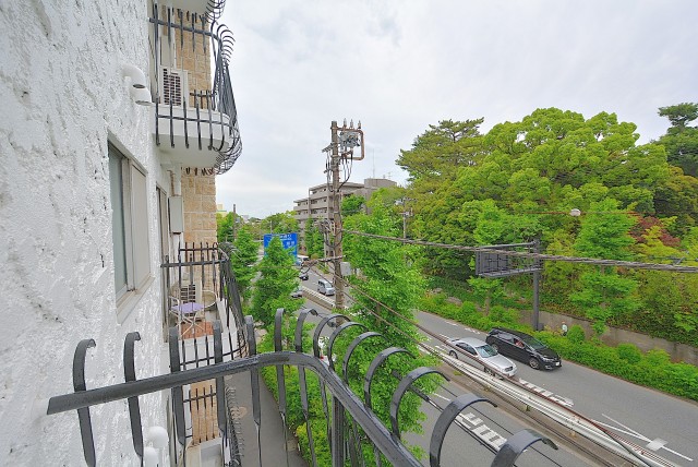 秀和等々力レジデンス バルコニー