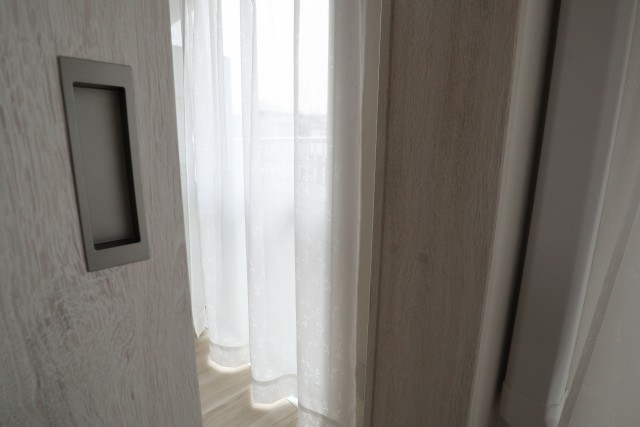 秀和南大井レジデンス洋室