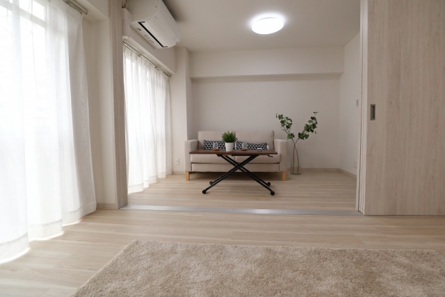 秀和南大井レジデンス洋室