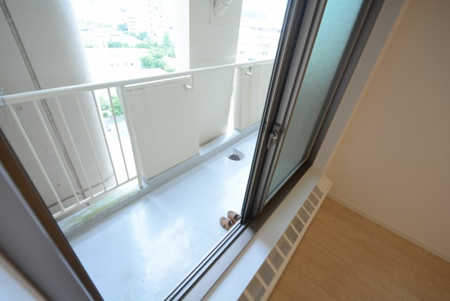 馬事公苑前ハイム2号棟 北バルコニー