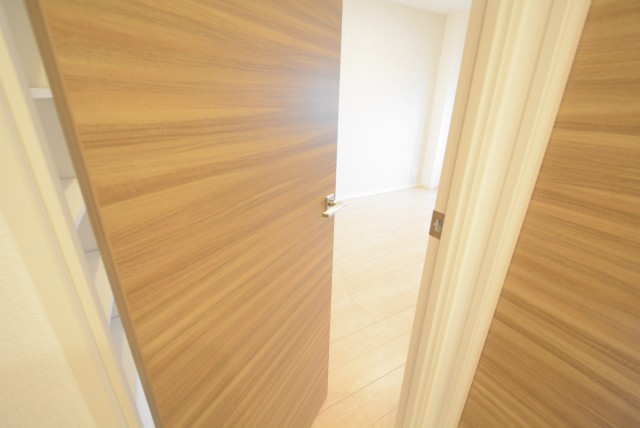 馬事公苑前ハイム2号棟 洋室1