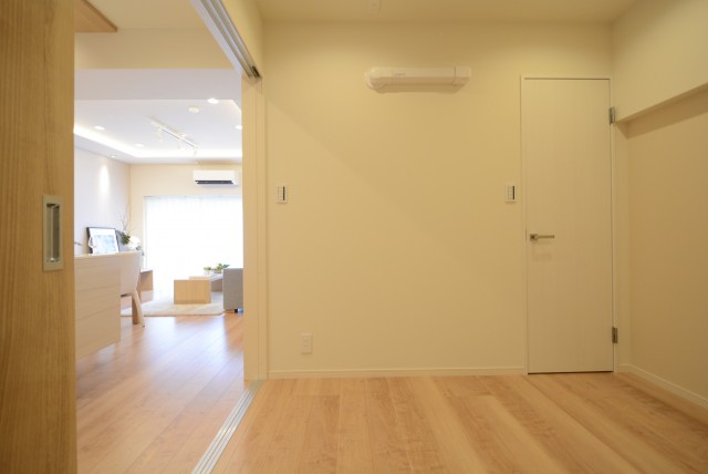 戸山ハイツ 洋室2