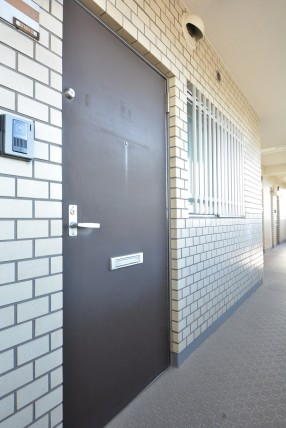 藤和三軒茶屋コープ 玄関