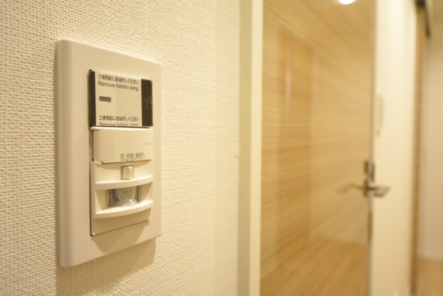 アルテール新宿 玄関