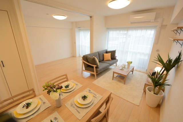 サンドエル松原 リビング・ダイニング