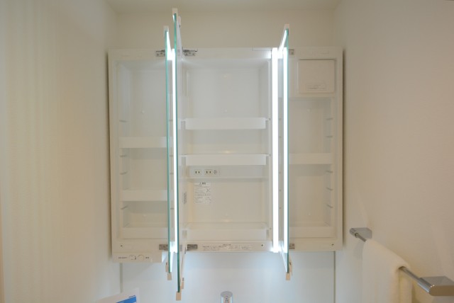 ハイネス哲学堂 洗面室