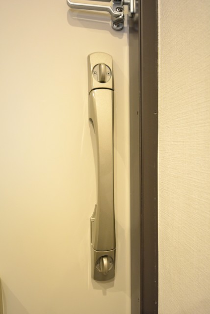 キャッスル世田谷 玄関