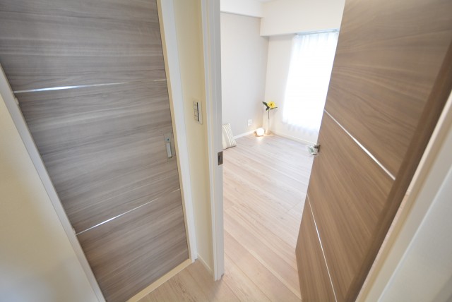 ライオンズマンション三軒茶屋第３ 洋室2