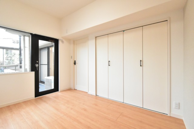 トーカンマンション深沢 洋室