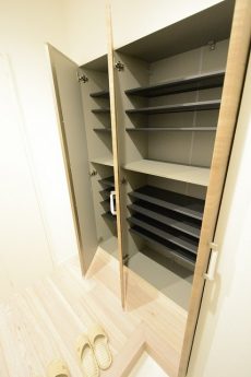 グランドメゾン野沢 玄関