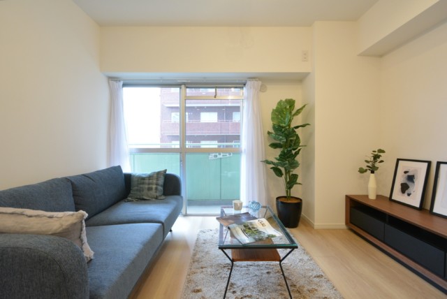 アルテール新宿 バルコニー