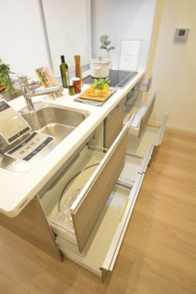 アルテール新宿 キッチン