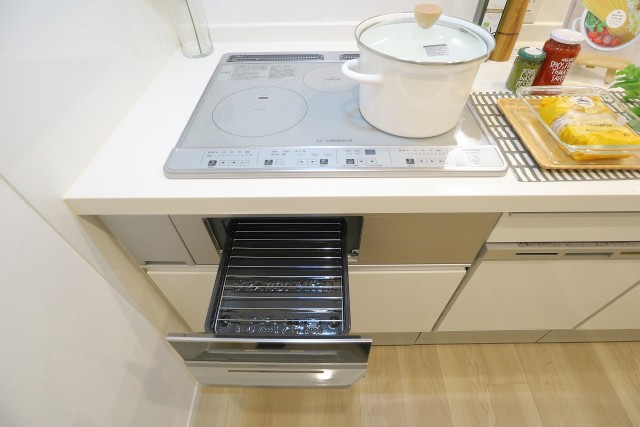 日商岩井桜新町マンション キッチン