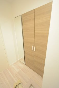 グランドメゾン野沢 玄関