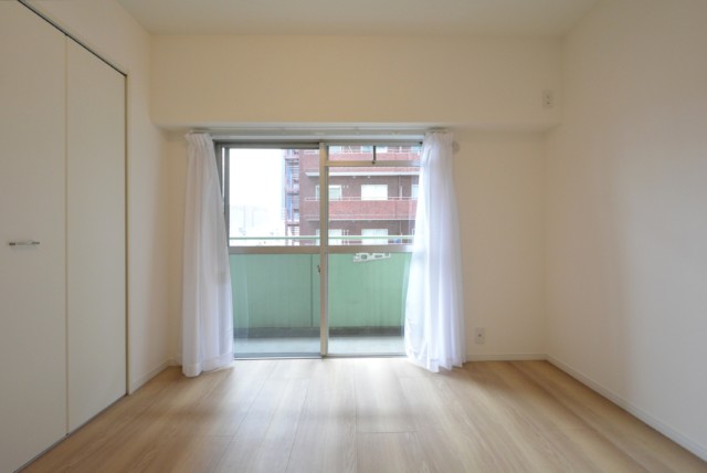 アルテール新宿 バルコニー