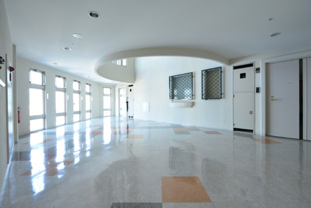 リシェ広尾 玄関