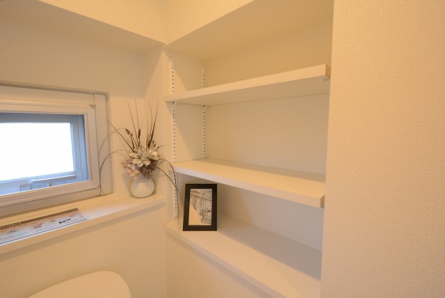 クレセントマンション トイレ