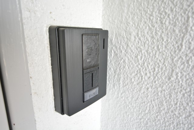 クレセントマンション 玄関