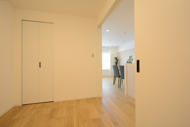 グリーンヒル新宿 洋室2