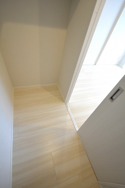 三田ナショナルコート 洋室１