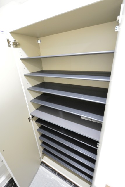 初台中央マンション 玄関