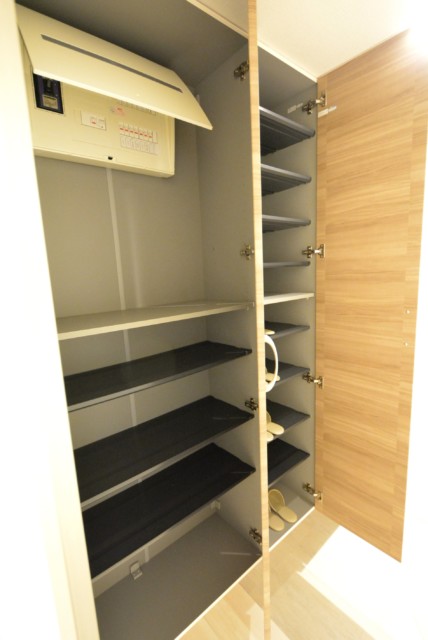 リシェ広尾 玄関