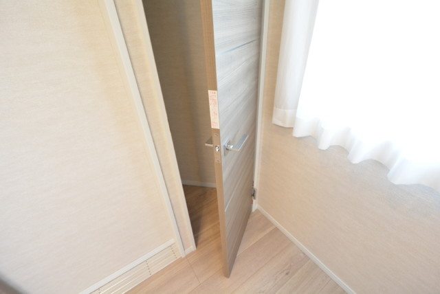 リシェ広尾 洋室2