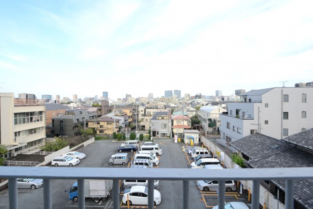 クレセントマンション 洋室2