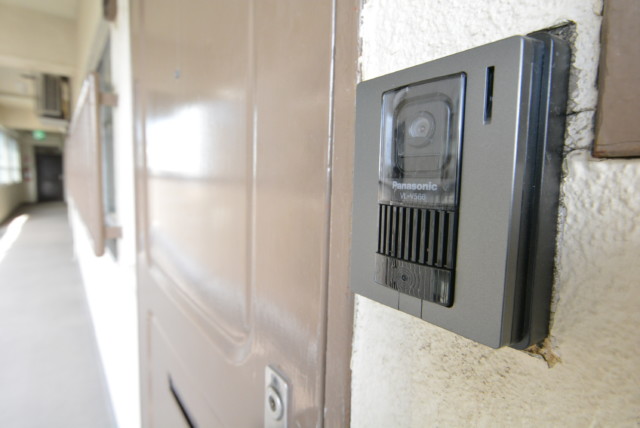 初台中央マンション 玄関