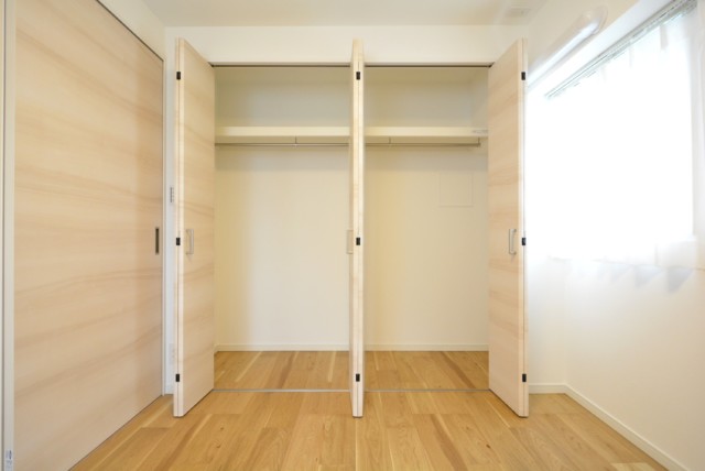 ライオンズマンション玉堤 洋室1