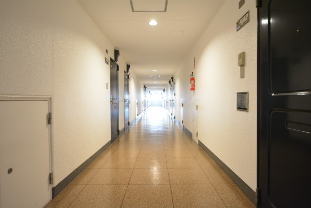 秀和恵比寿レジデンス 玄関