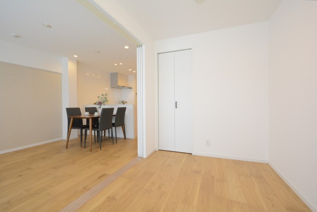 グリーンヒル新宿 洋室1