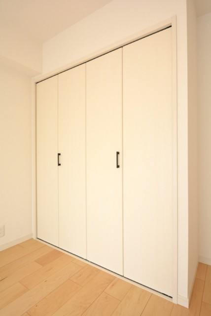 シャンボール小石川 洋室1