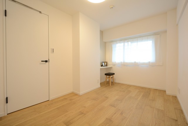 グリーンヒル新宿 洋室3
