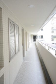 井の頭公園パークハウス吉祥寺南町 廊下