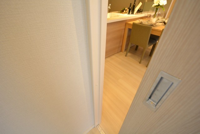 三田ナショナルコート 洋室１