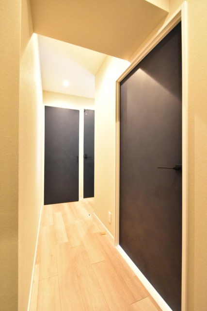 秀和南大井レジデンス 玄関