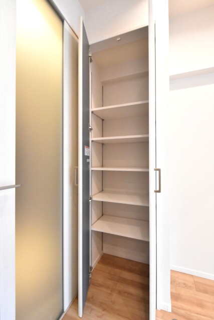 ハイネス大久保 LD+洋室1