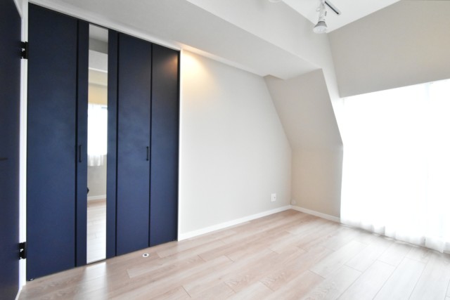 秀和南大井レジデンス 洋室1