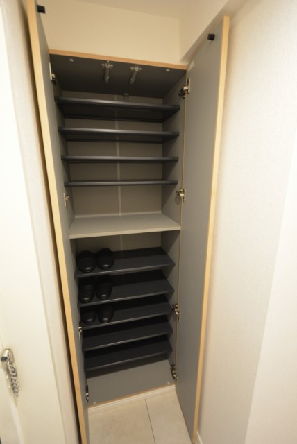 サンドエル松原 玄関