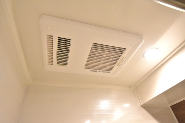 秀和南大井レジデンス 浴室