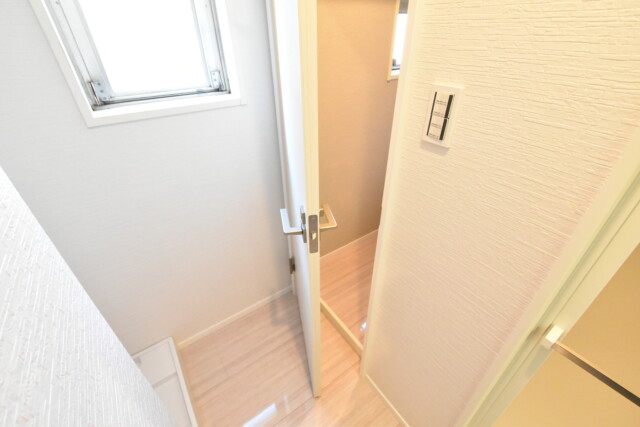 ハイネス大久保 トイレ