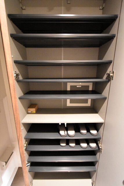 高輪中台マンション 玄関廊下