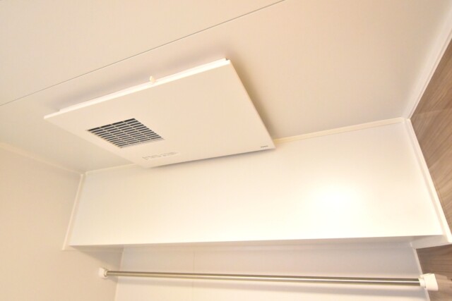 ハイネス大久保 浴室