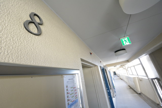 馬事公苑前ハイム 玄関