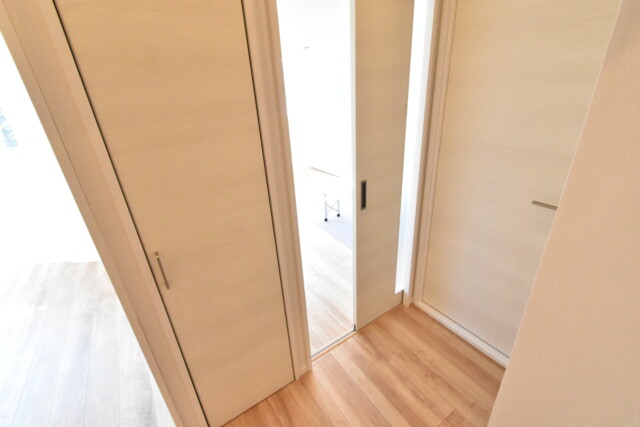 ハイネス大久保 洋室2