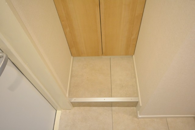 サンドエル松原 玄関