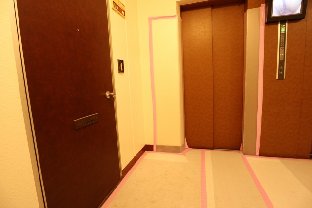 NK五反田コータース 玄関前